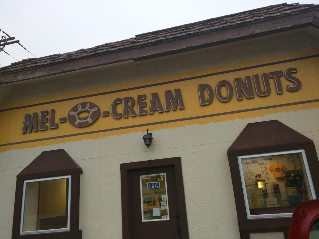 mel-o-cream-donuts-springfield-illinois-doug-travels-orlando